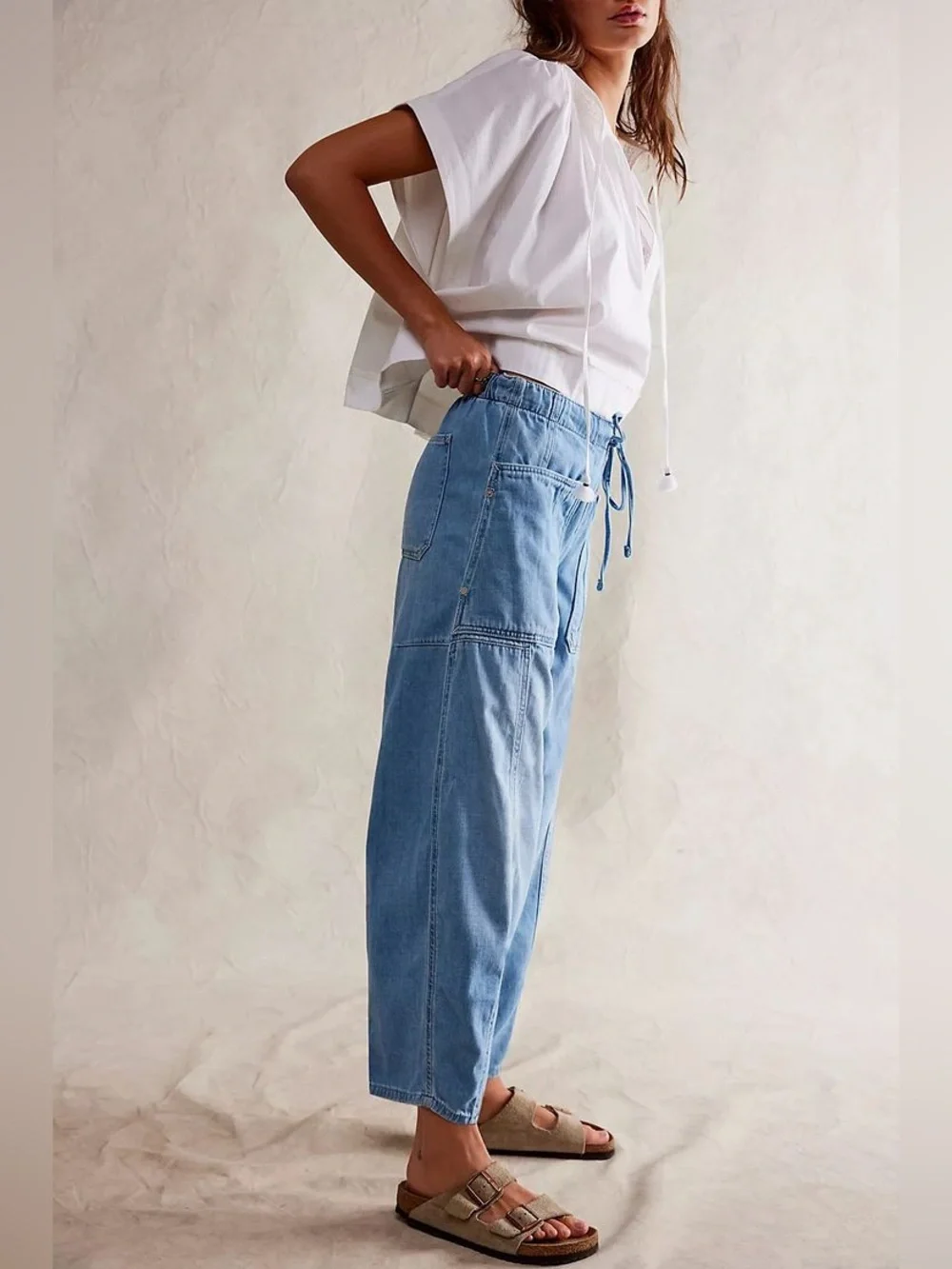 NWOT Free People We The Free Silverton Pull-On Barrel Jeans - blue - SMALL
